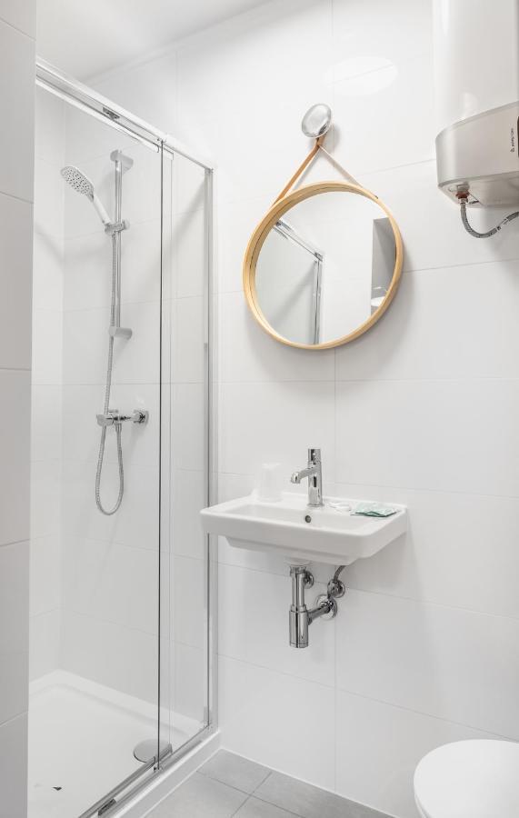Apartamenty Villa 82, Parking Gorzow Wielkopolski Bagian luar foto