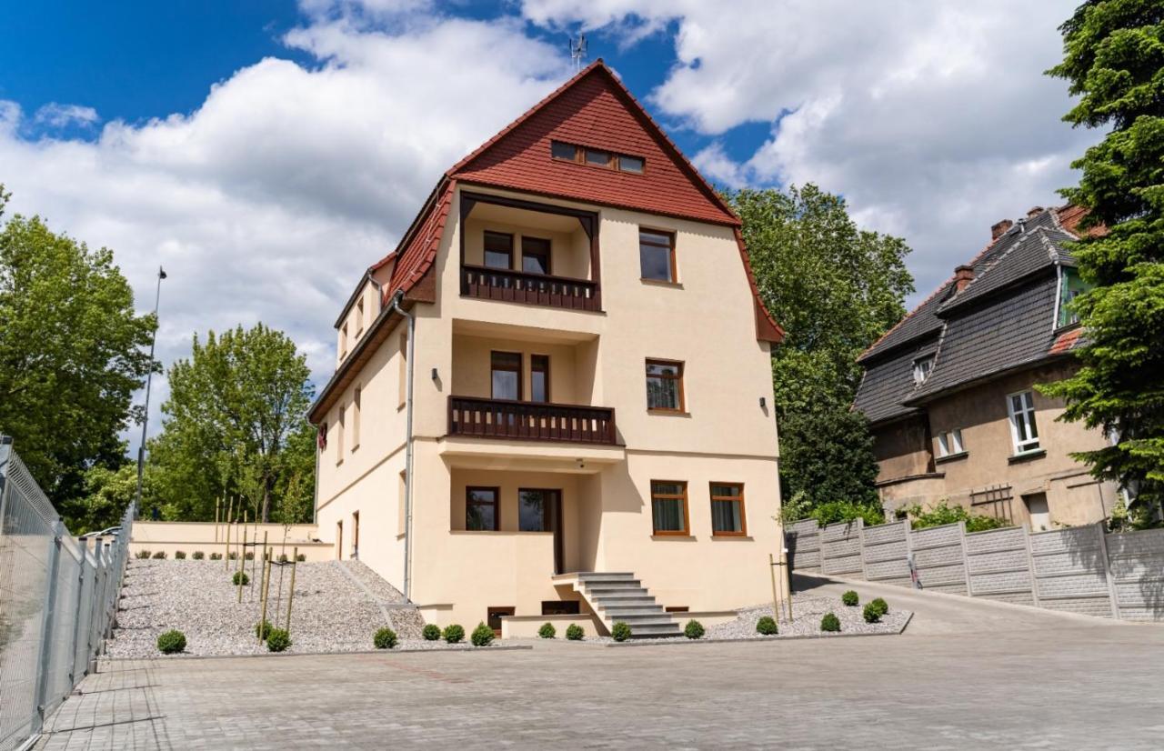 Apartamenty Villa 82, Parking Gorzow Wielkopolski Bagian luar foto